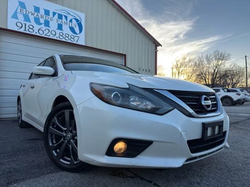 Used 2018 Nissan Altima 2.5 SR w/ SR Special Edition image 1