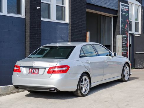 Used 2013 Mercedes-Benz E 350 4MATIC Sedan w/ Premium 1 Pkg image 4