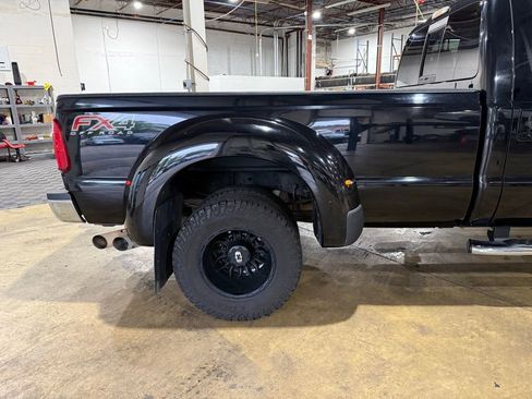 Used 2016 Ford F350 Lariat w/ Lariat Ultimate Package AWD/4WD image 14