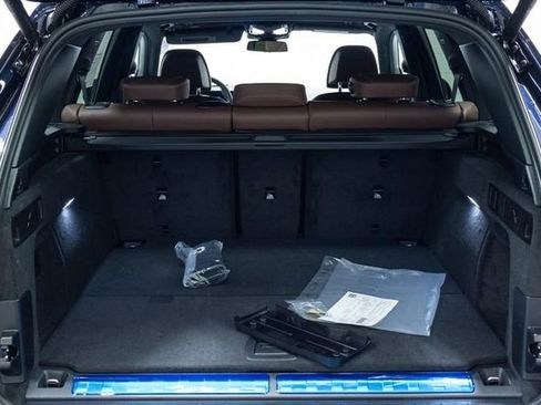New 2026 BMW X5 xDrive50e image 11