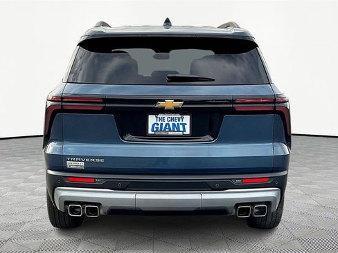 Certified 2026 Chevrolet Traverse LT w/ Driver Confidence Package image 6