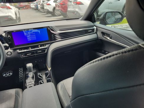 Used 2026 Toyota Camry XSE FWD image 17