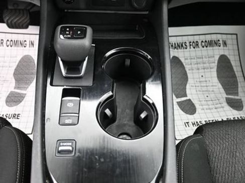 Used 2025 Nissan Rogue SV FWD image 16
