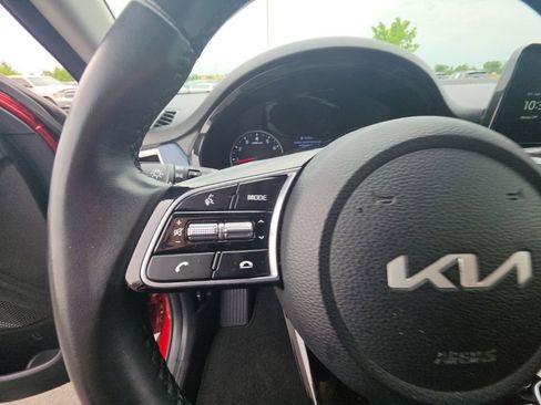 Used 2023 Kia Seltos S w/ Navigation Package FWD image 18