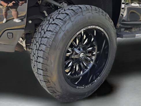 Used 2023 Chevrolet Silverado 2500 High Country w/ Z71 Off-Road Package AWD/4WD image 32