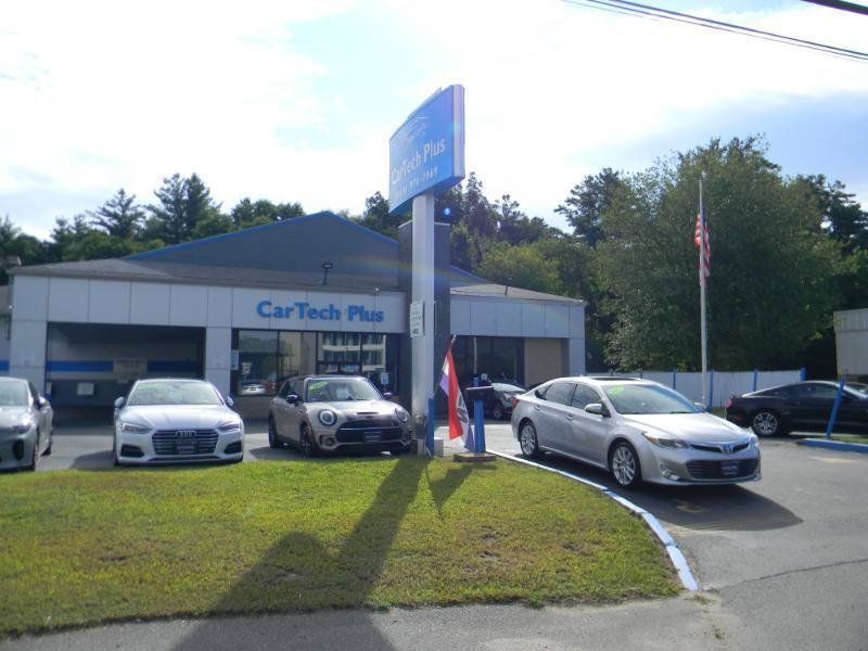 Used 2013 Toyota Avalon Limited FWD image 10