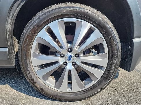 Used 2019 Subaru Ascent Touring w/ Popular Package #3 AWD/4WD image 25