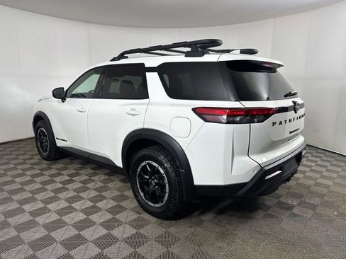 Used 2025 Nissan Pathfinder Rock Creek image 5