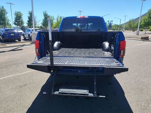 Used 2018 Ford F150 Lariat w/ Equipment Group 501A Mid AWD/4WD image 9