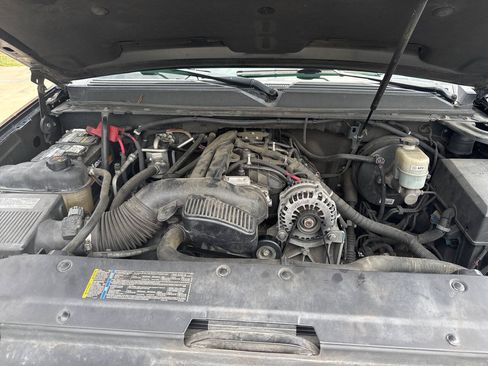 Used 2011 GMC Yukon SLT RWD image 21