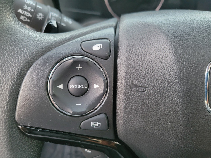Used 2022 Honda HR-V EX image 25