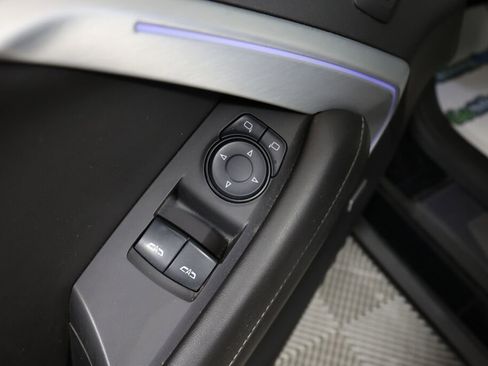 Used 2017 Chevrolet Camaro LT image 21