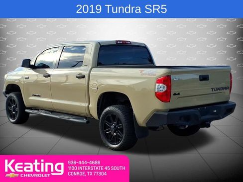 Used 2019 Toyota Tundra SR5 w/ SR5 Upgrade Package AWD/4WD image 2