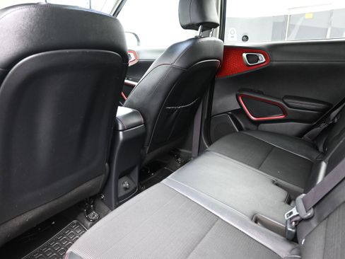 Used 2020 Kia Soul GT-Line Turbo FWD image 20