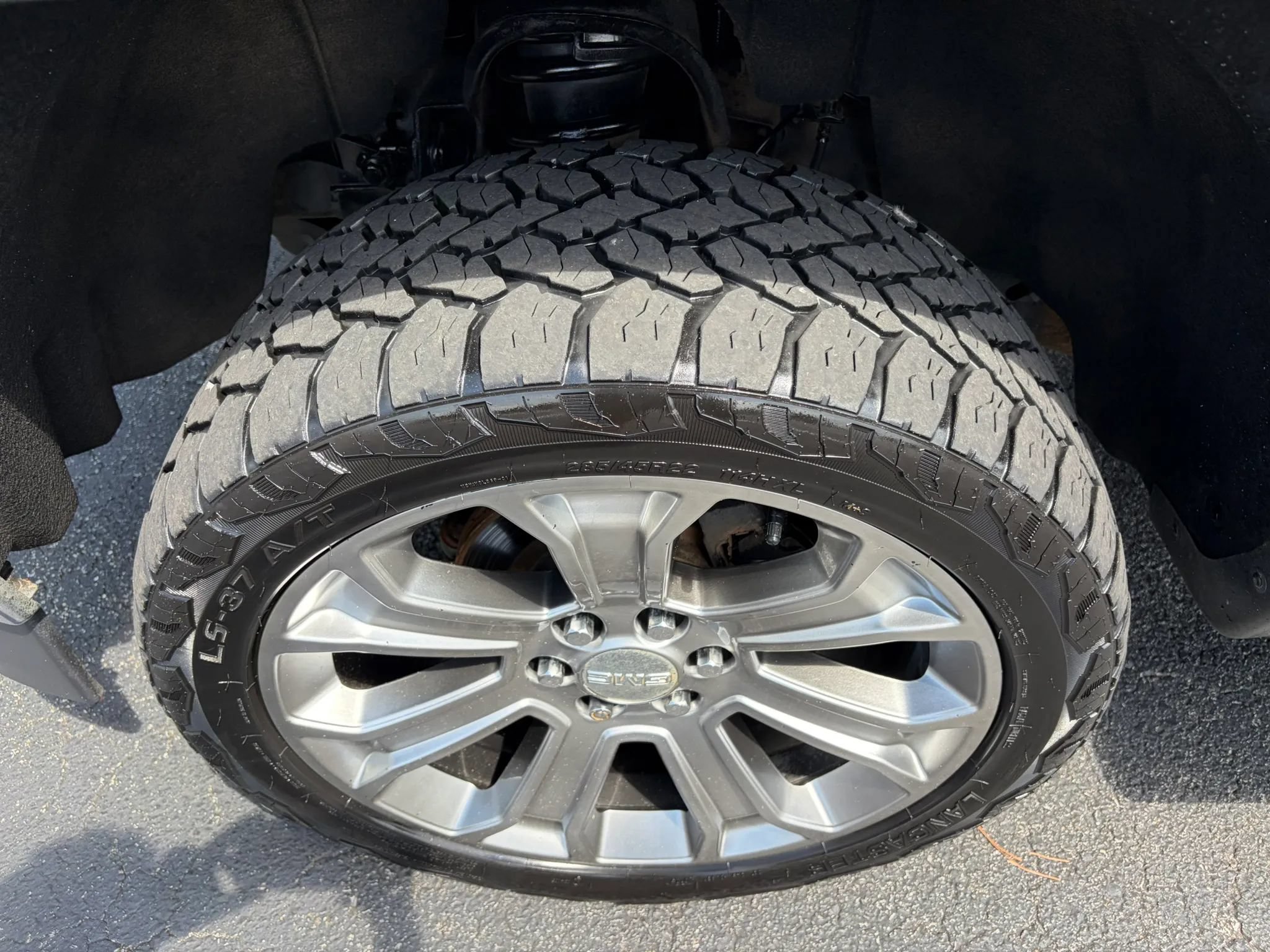 Used 2018 GMC Sierra 1500 SLT w/ Texas SLT Premium Package AWD/4WD image 11