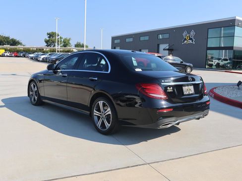 Used 2018 Mercedes-Benz E 300 image 3