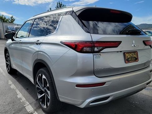 Used 2022 Mitsubishi Outlander SEL image 8