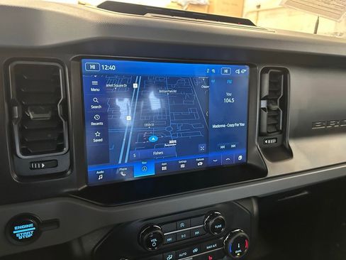 Used 2022 Ford Bronco Everglades image 22