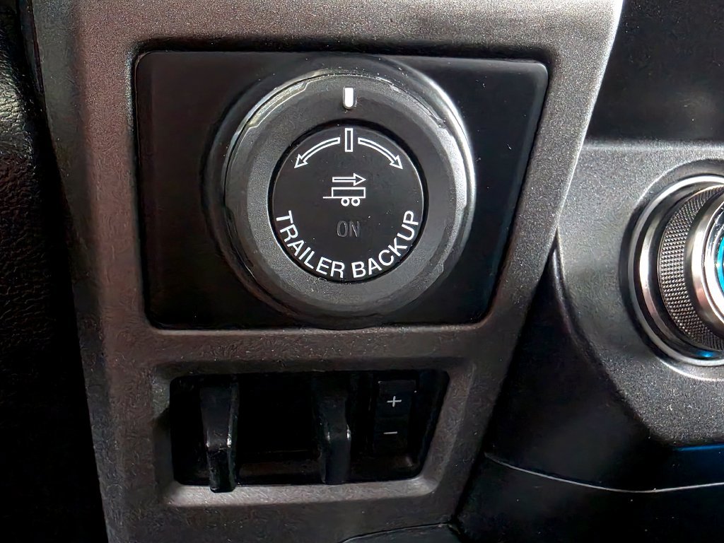 Used 2020 Ford F150 Raptor w/ Equipment Group 802A Luxury AWD/4WD image 60