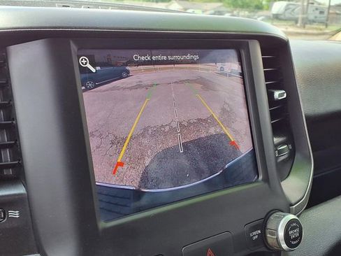 Used 2020 RAM 2500 Tradesman w/ Chrome Appearance Group image 10