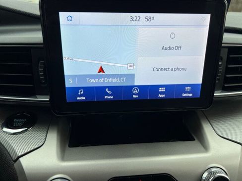 Certified 2022 Ford Explorer XLT w/ Equipment Group 202A image 13