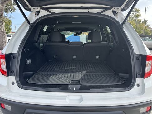 Used 2020 Honda Passport Touring image 12