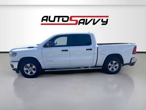 Used 2025 RAM 1500 Big Horn AWD/4WD image 4
