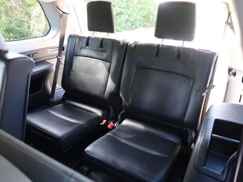 Used 2011 Toyota 4Runner Limited image 16