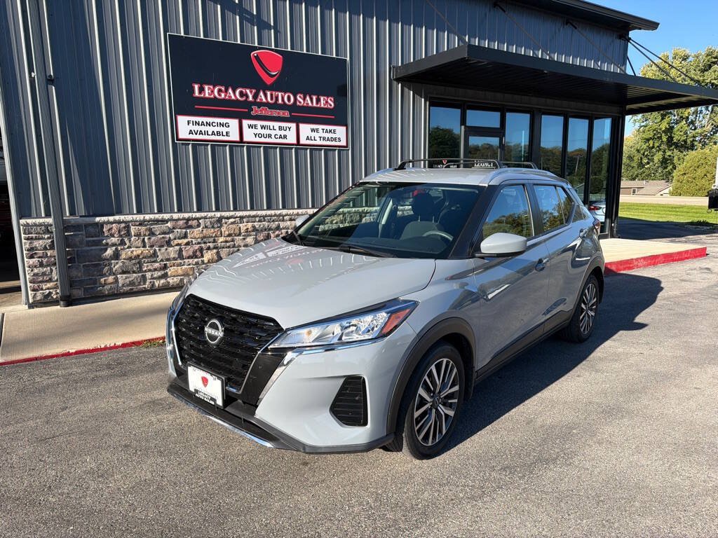Used 2024 Nissan Kicks SV w/ Interior Electronics Package FWD image 1