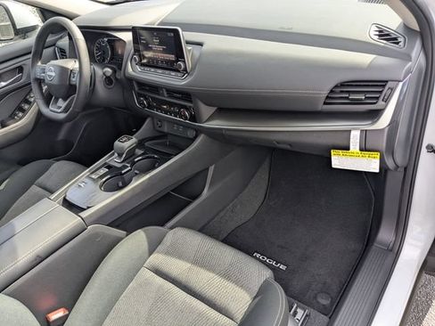 New 2026 Nissan Rogue SV w/ Cold Weather Package FWD image 34