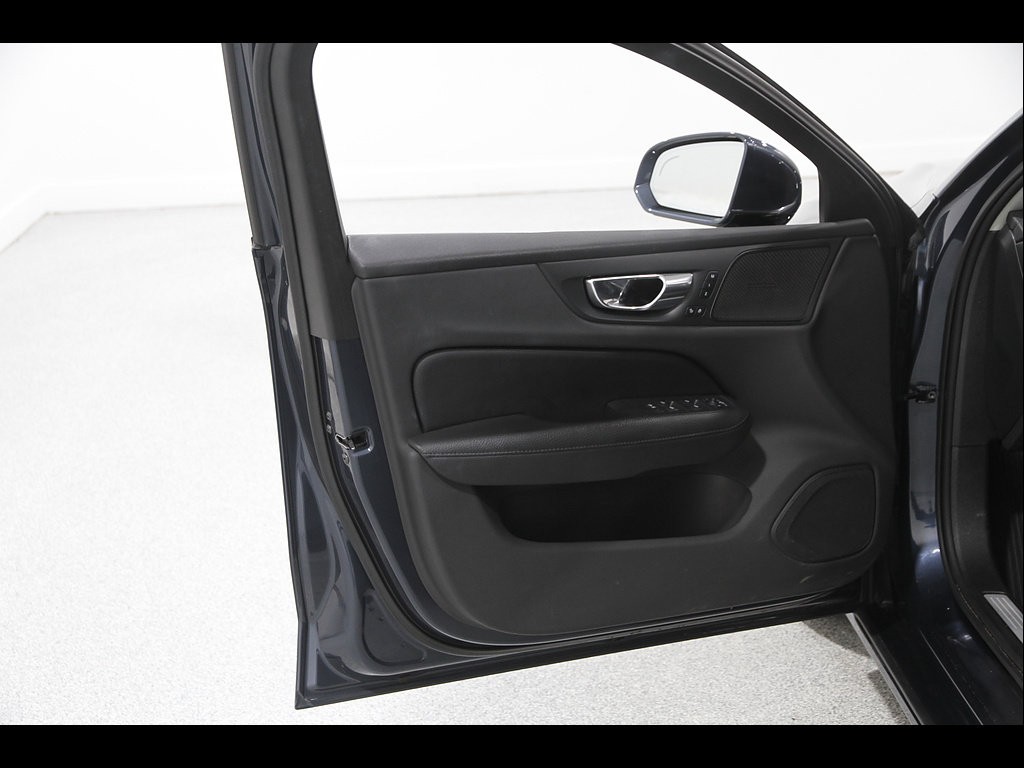 Used 2019 Volvo S60 T6 Inscription AWD/4WD image 4