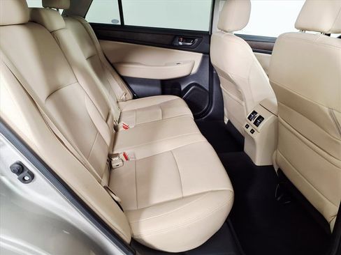 Used 2016 Subaru Outback 2.5i Limited image 20