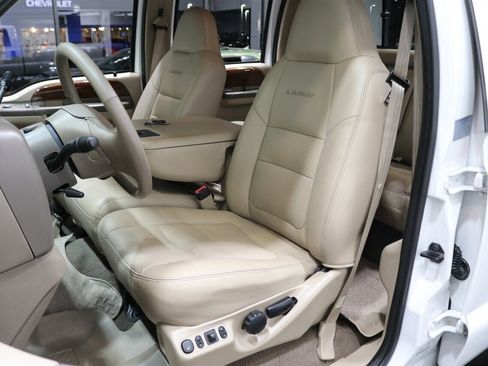 Used 2001 Ford F350 Lariat image 18