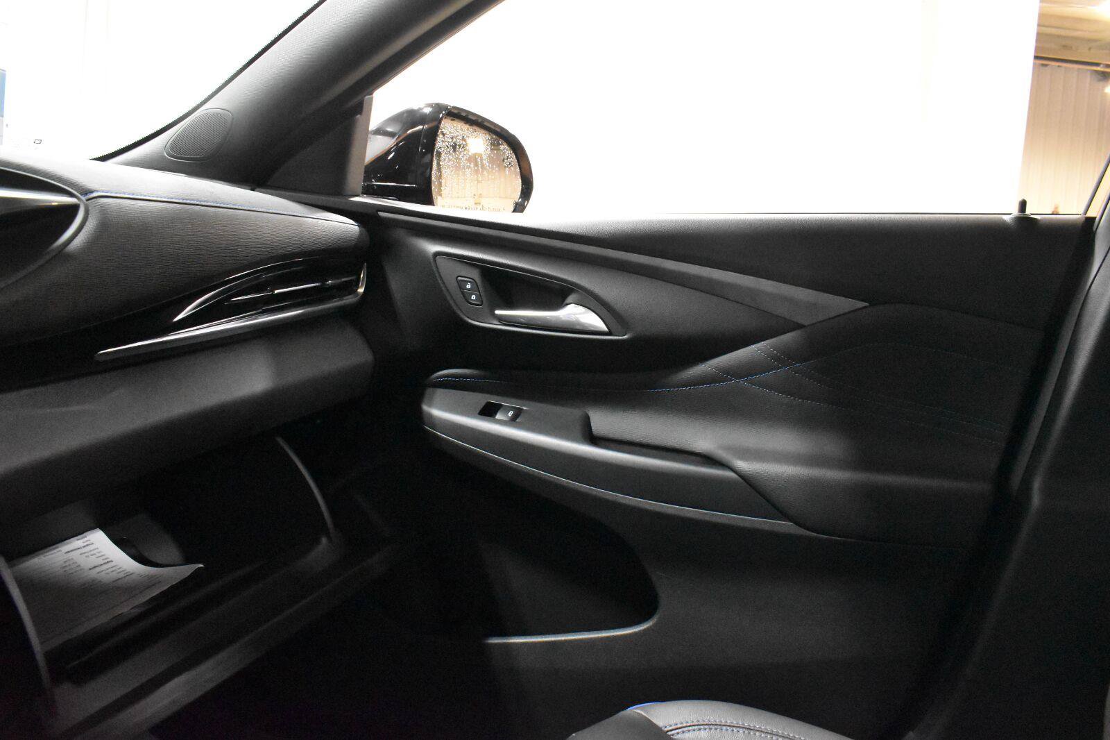 Used 2024 Buick Envista Sport Touring FWD image 19