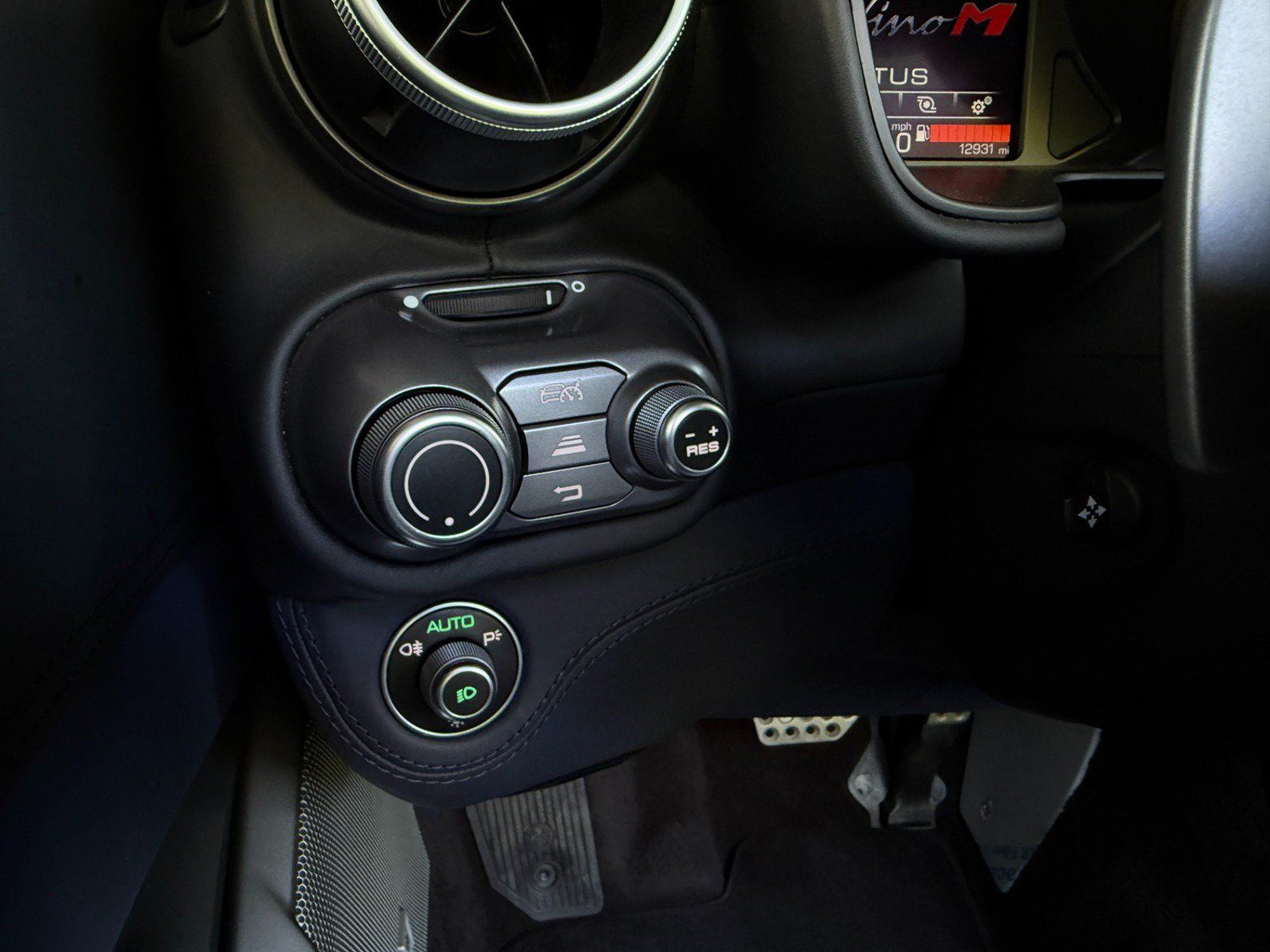 Used 2022 Ferrari Portofino M RWD image 33