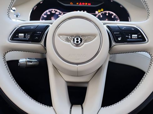 Used 2024 Bentley Continental GT AWD/4WD image 30