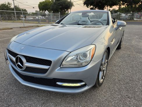 Used 2015 Mercedes-Benz SLK 250 image 28