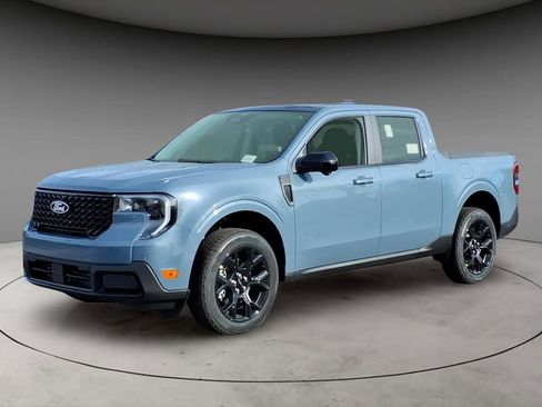 New 2026 Ford Maverick Lariat w/ Black Appearance Package image 1