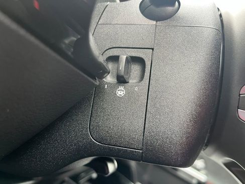 Certified 2025 Mercedes-Benz GLA 250 4MATIC image 22