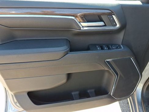 Used 2023 Chevrolet Silverado 1500 LT image 8