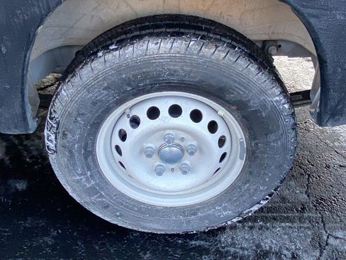 Used 2025 RAM ProMaster 2500 w/ Storage Group image 17