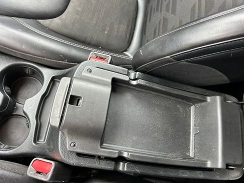 Used 2022 Jeep Cherokee Latitude w/ Trailer Tow Group image 19