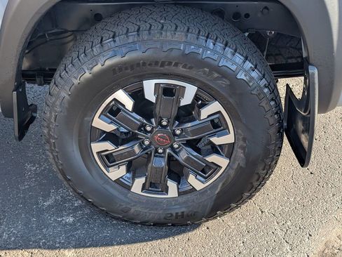 Used 2024 Nissan Frontier PRO-4X w/ Off-Road Protection Package image 24