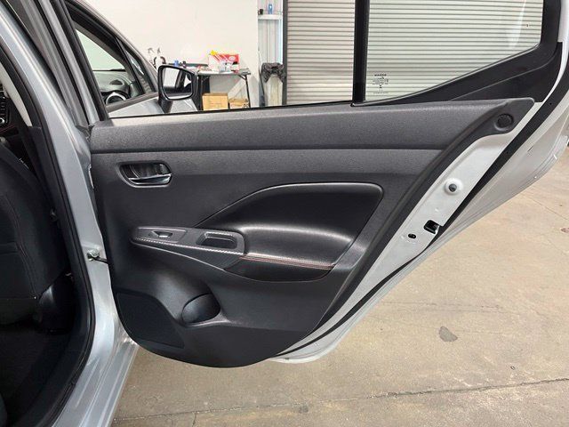 Used 2024 Nissan Versa SR FWD image 16