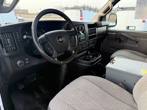 Used 2020 Chevrolet Express 2500 w/ Driver Convenience Package image 14