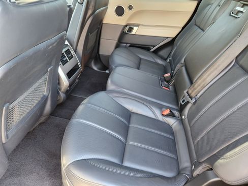 Used 2017 Land Rover Range Rover Sport image 30