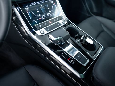 Certified 2023 Audi Q7 3.0T Premium w/ Convenience Package AWD/4WD image 11