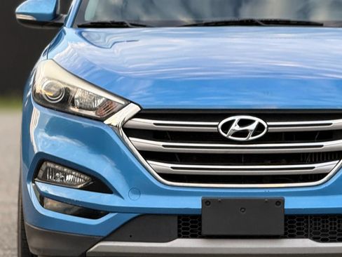 Used 2017 Hyundai Tucson Limited w/ Limited Ultimate Package 03 FWD image 11