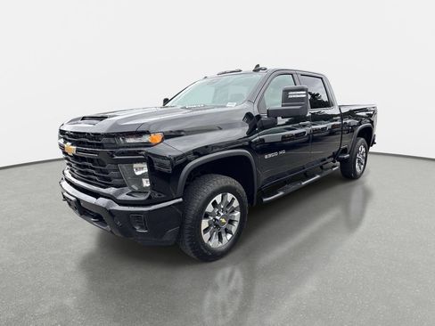 Used 2024 Chevrolet Silverado 2500 Custom w/ Custom Value Package AWD/4WD image 8