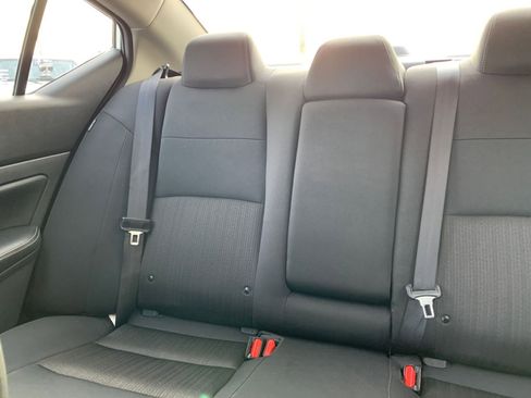 Used 2025 Nissan Altima 2.5 SV image 38